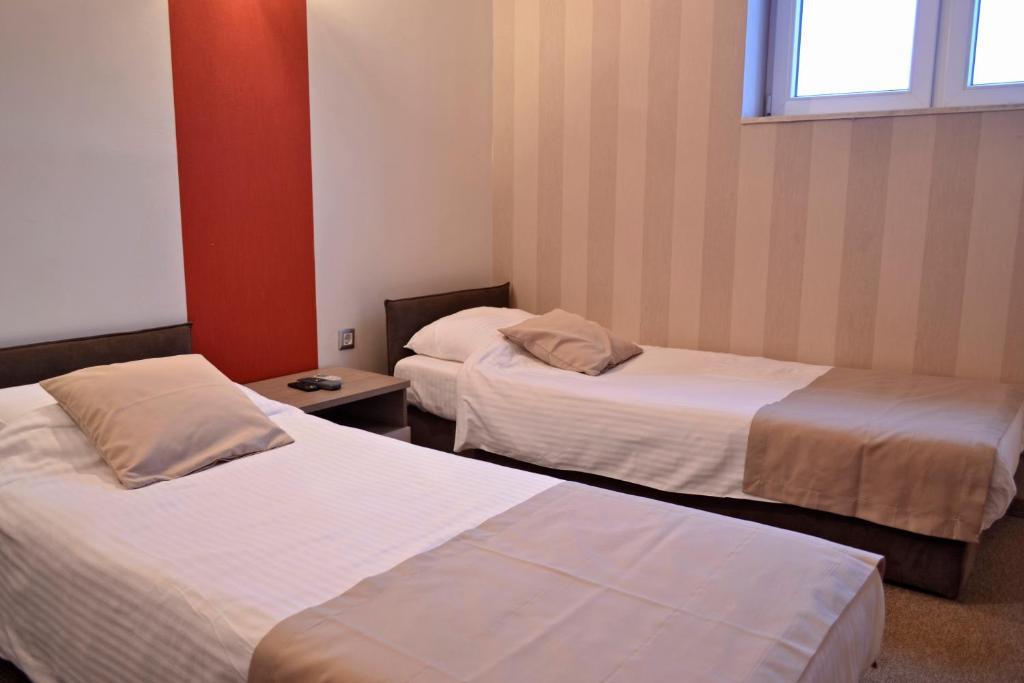 Domus Aparthotel سكوبجي المظهر الخارجي الصورة